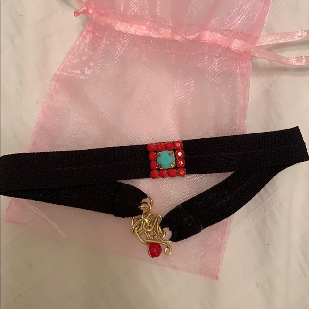 Black with red details shocker